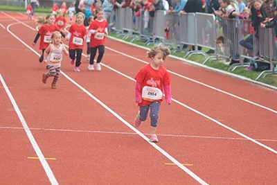Öhringer Stadtlauf Bambinilauf Mädchen 2024